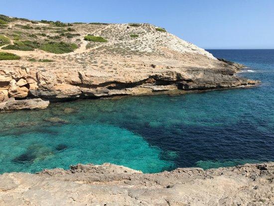 Cala Mitjana